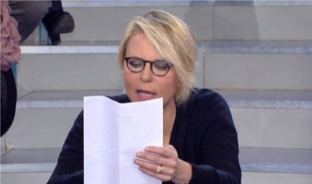 Uomini e Donne, Maria De Filippi 'sbugiarda' Giorgio Manetti