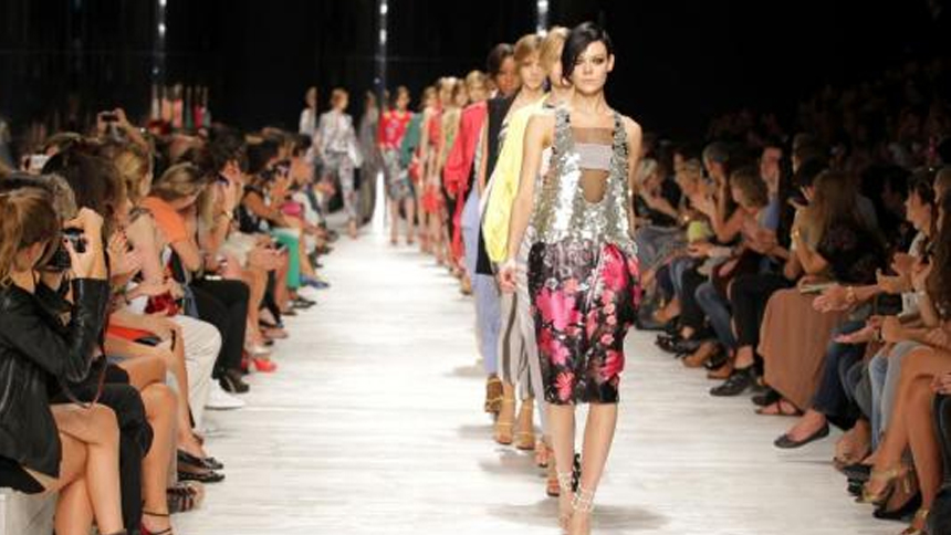 Milán: La moda italiana se renueva en la pasarela