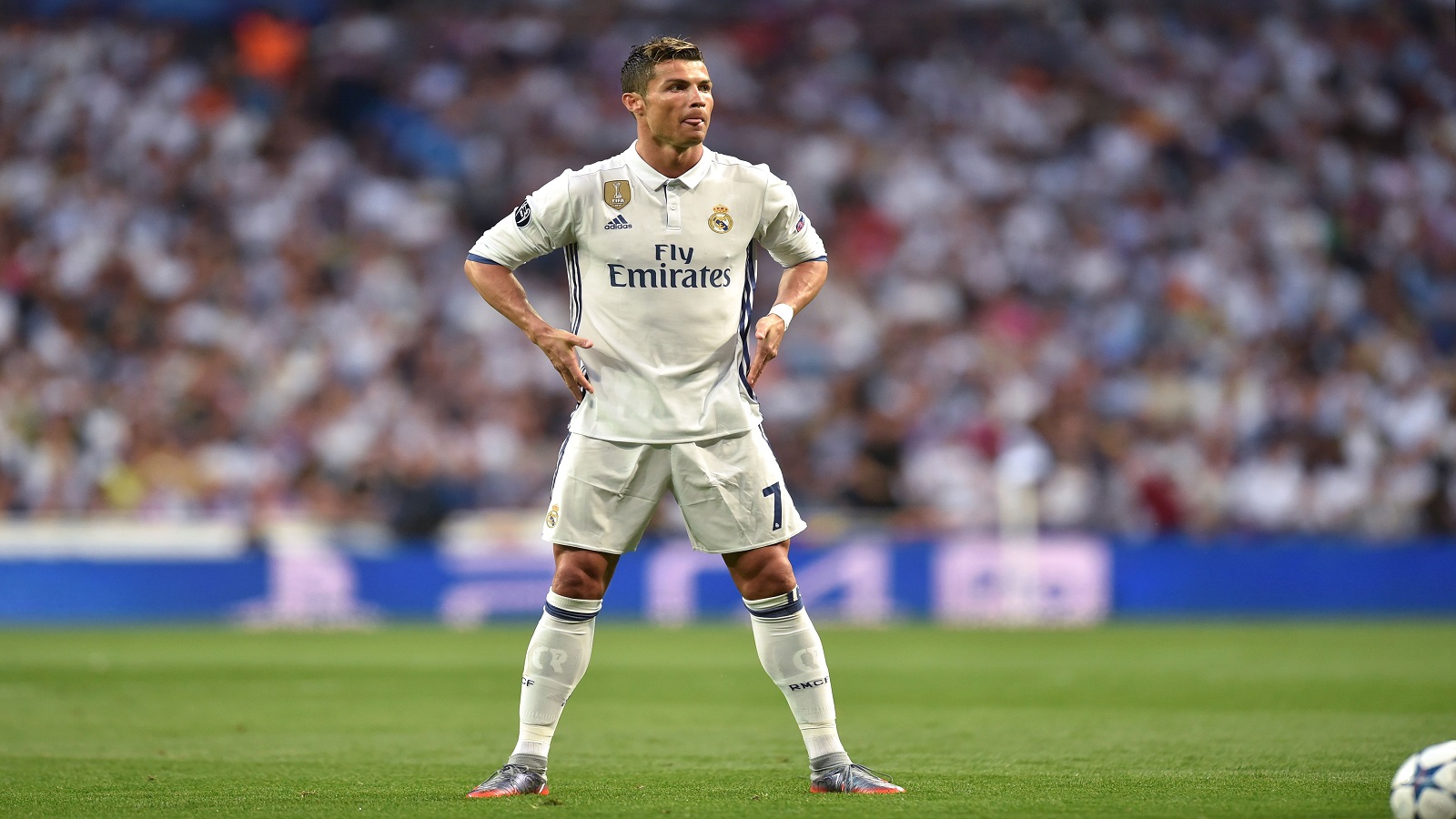 Futbol: Cristiano Ronaldo escoge al siguiente galáctico