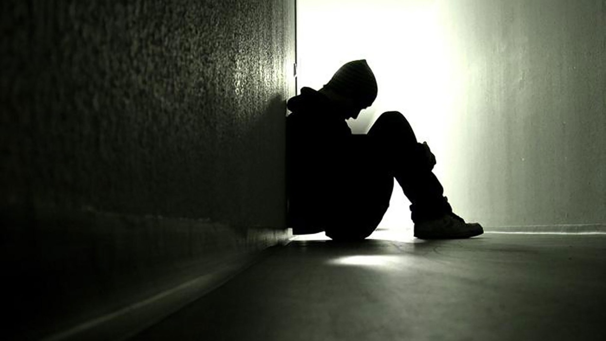 Continuano le scottanti rivelazioni dell'escort gay