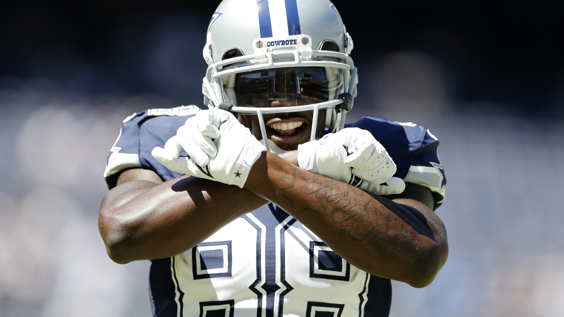 ¿Los Cowboys mantendrán o liberarán al receptor abierto Dez Bryant?