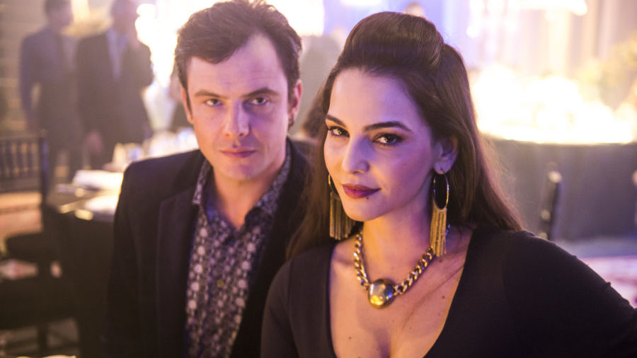 Sophia e Tainá são desmascaradas por Clara