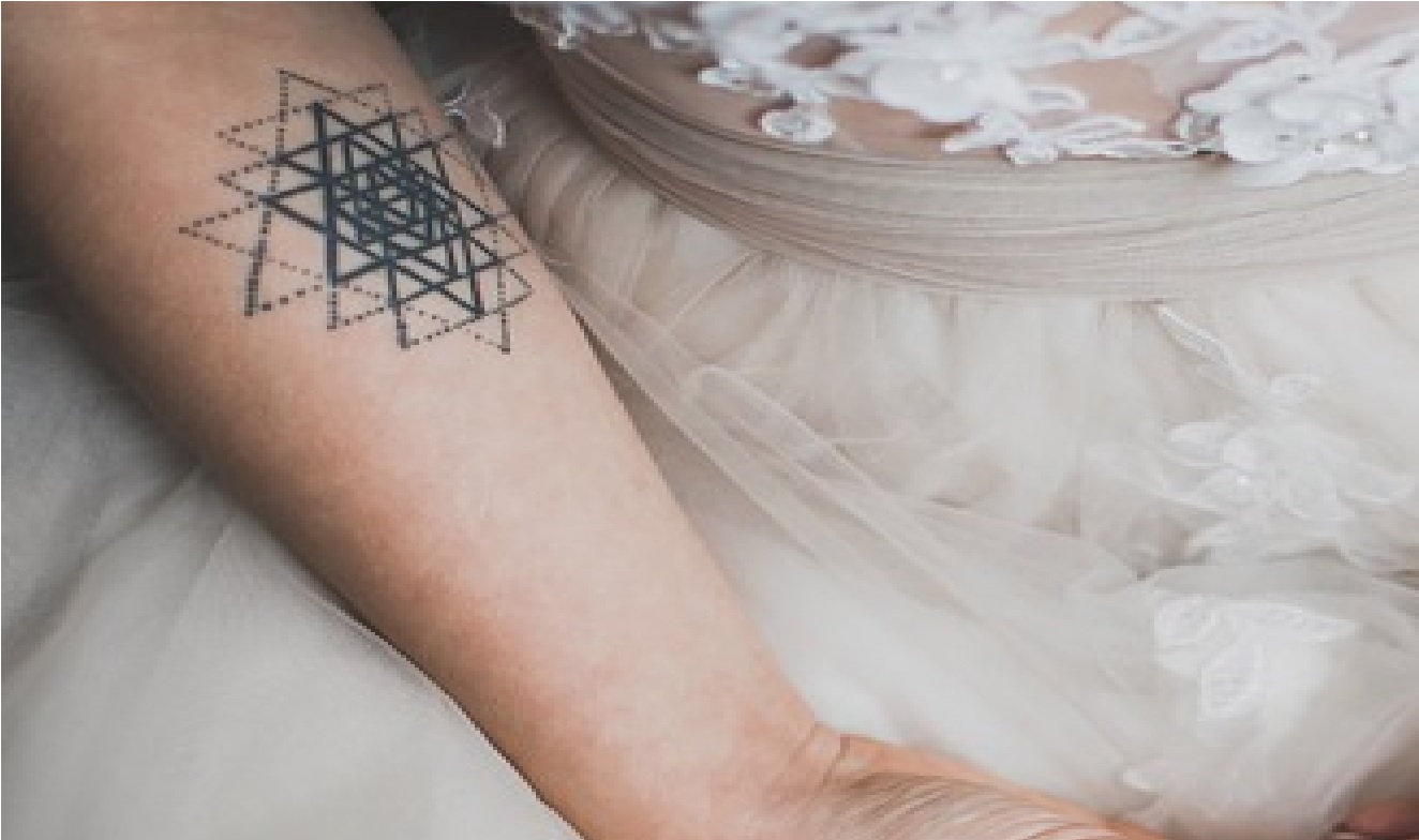 Tatuaggi: perché se ne fanno sempre dispari?