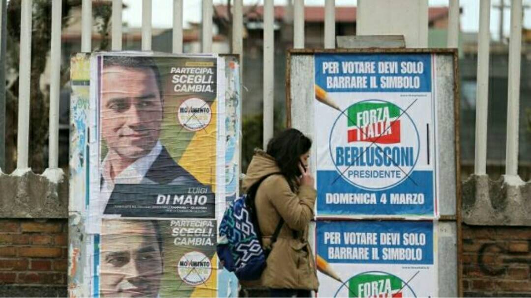 Campagne législative en Italie : Boulettes, compétition et changements de cap