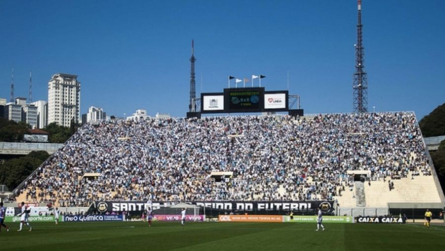 Santos e Corinthians empatam no Pacaembu lotado