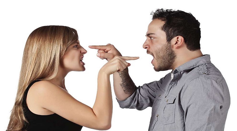 Sugerencia: Deje de criticar las acciones de su pareja