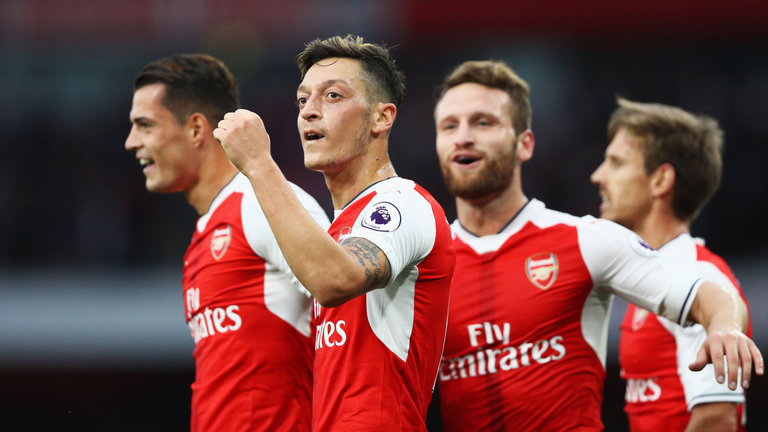 Arsenal firmó una extensión de cinco años de su contrato con Emirates