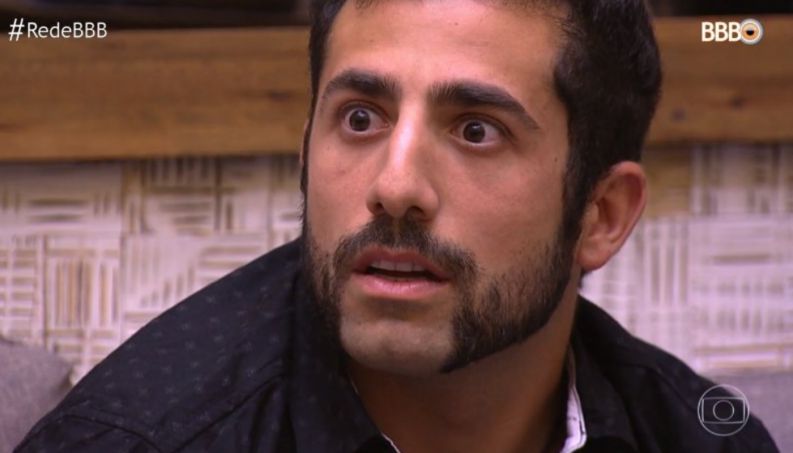 Kaysar se queima de vez com retorno de Gleici