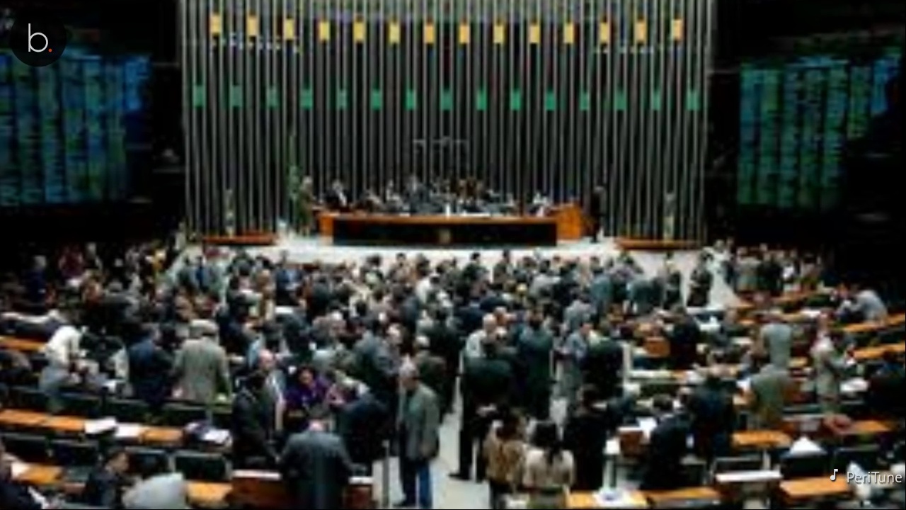 1/4 dos deputados federais em exercício mudou de partido no atual mandato