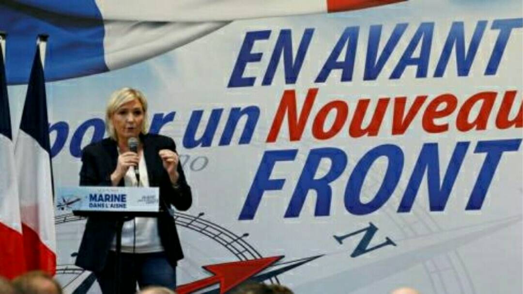 Du FN au Rassemblement National, nouvelle stratégie pour Marine Le Pen