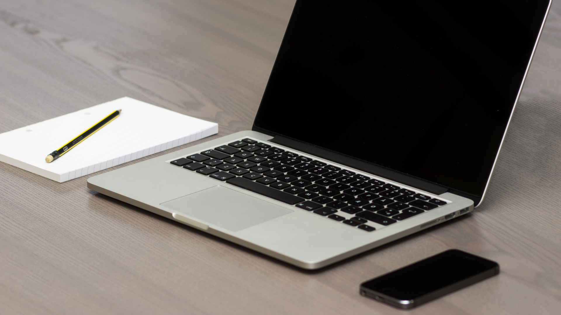 A Apple le gustaría quitar los teclados de sus MacBooks?