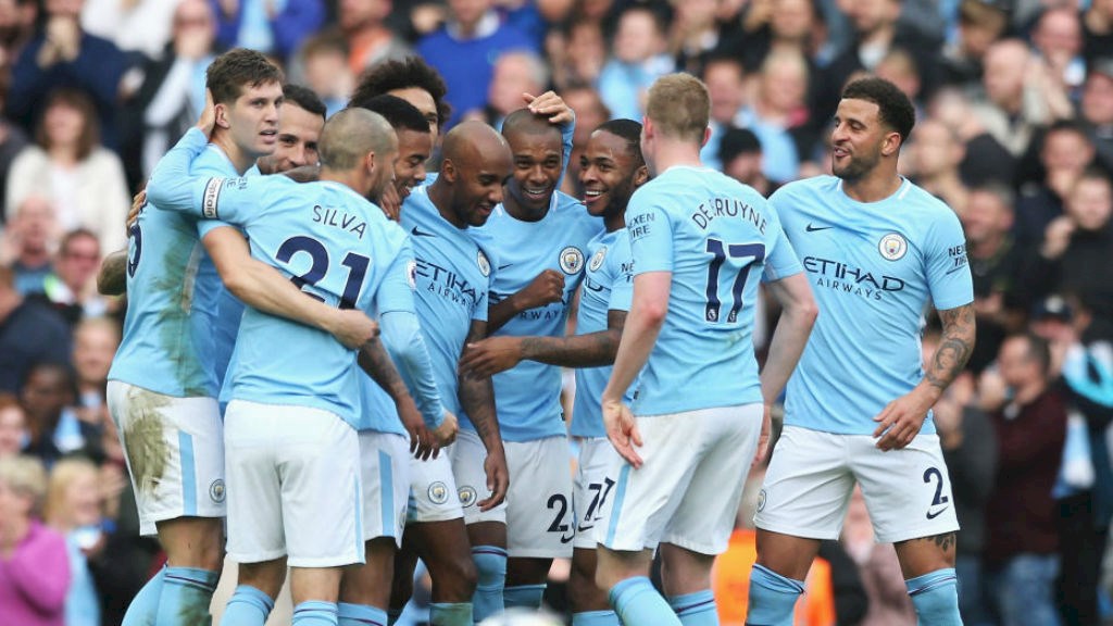 Manchester City ganó y goleó de la mano de David Silva