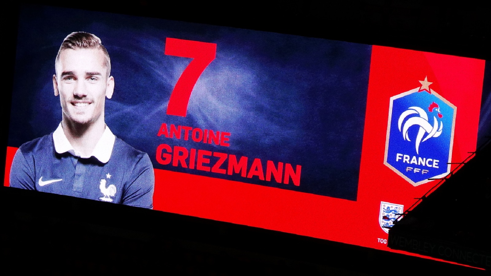 VIDEO: ¡Griezmann con pie y medio en el Barcelona!