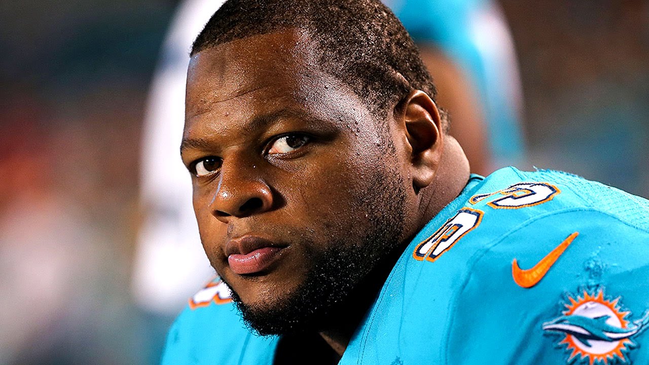 Patriots Update: Ndamukong Suh on the radar, Malcolm Butler talks about ex-team