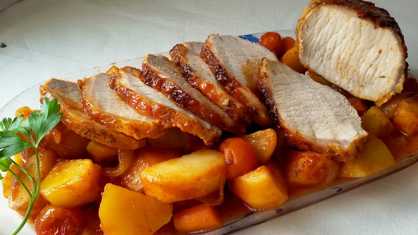 Medallones de cerdo salteados simples con receta de salsa de pimienta