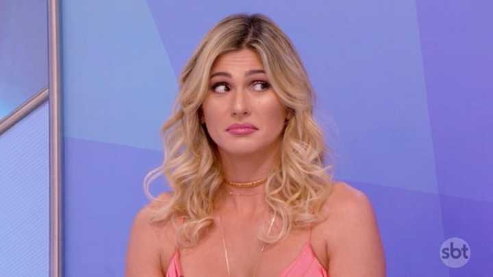 Homem 'usa' Lívia Andrade e tenta invadir o SBT