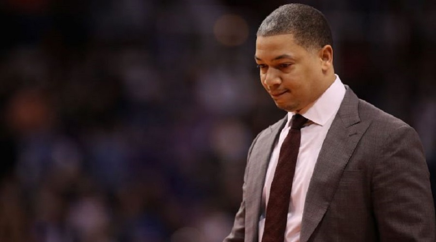 El entrenador en jefe Tyronn Lue se retirará temporalmente