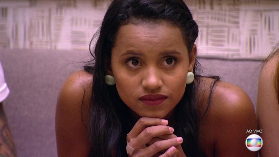 Gleici é posta na 'parede' por Tiago Leifert
