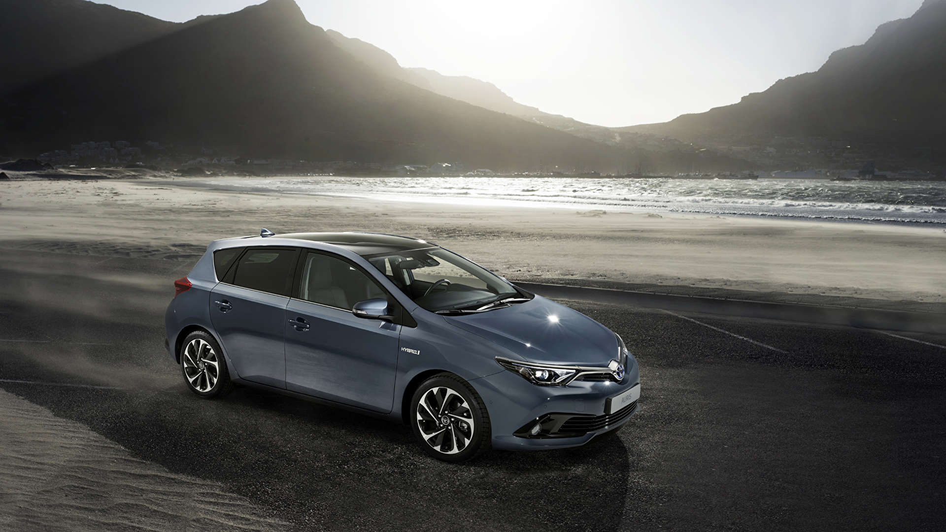 Nuevo Toyota Auris listo para dominar entre los autos híbridos