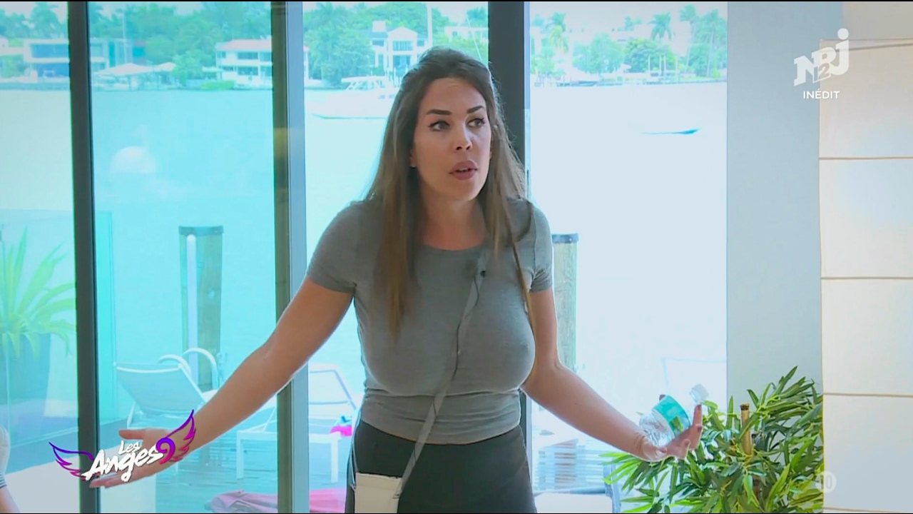 Kim Glow : accusée d'escroquerie, elle se défend !