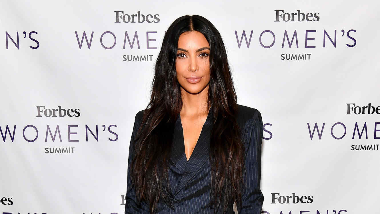 Kim Kardashian responde a los que la acusan de usar photoshop