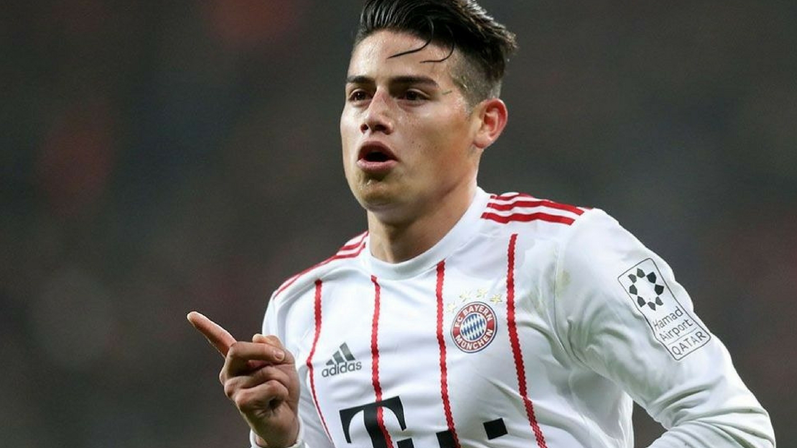 Vídeo: ¡Cambio de cromos con James Rodríguez!