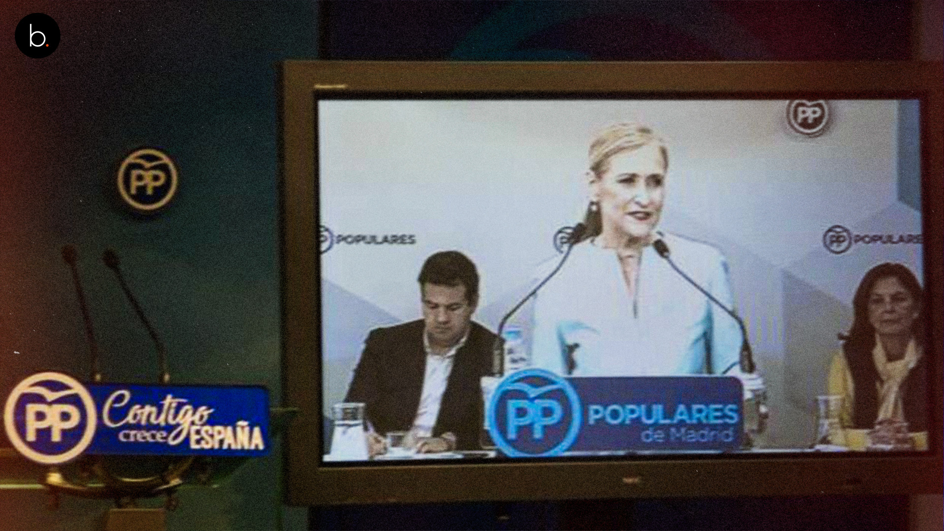 Revilla estalla indignado contra Cifuentes tras su grave mofa a los españoles