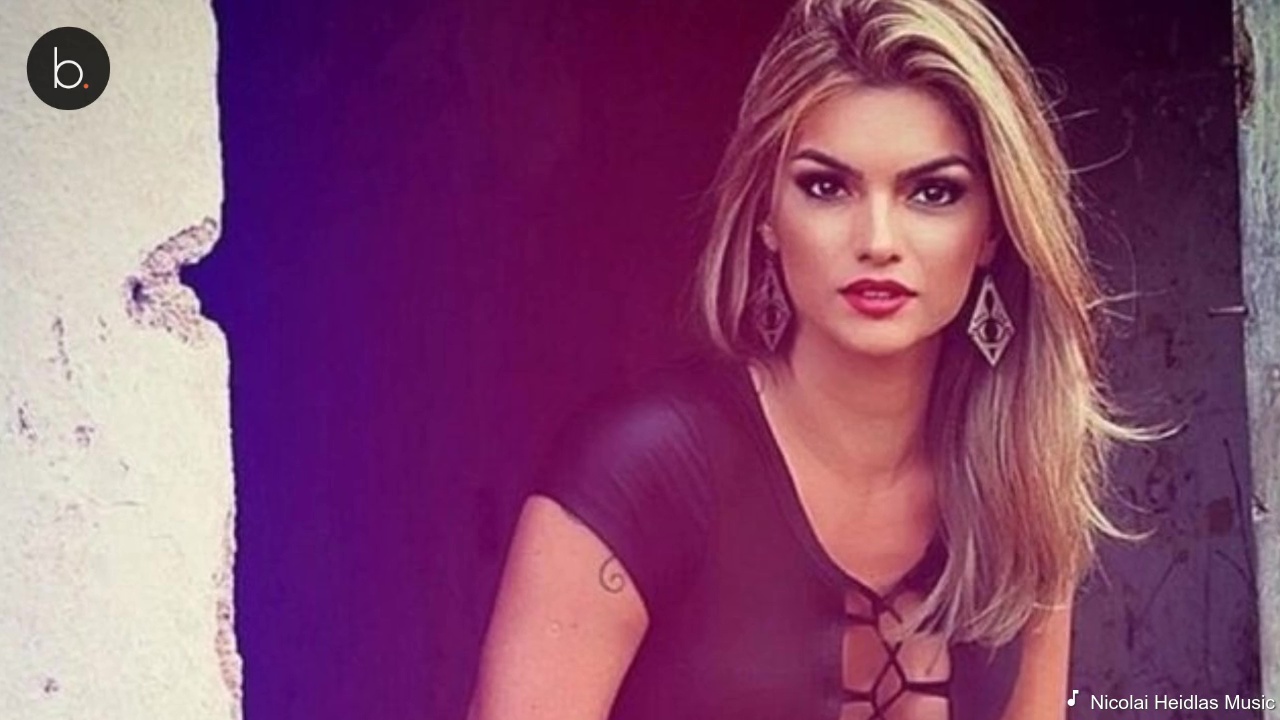 Aos 17 anos, Filha de Kelly Key posta foto e semelhança com a mãe assusta, veja