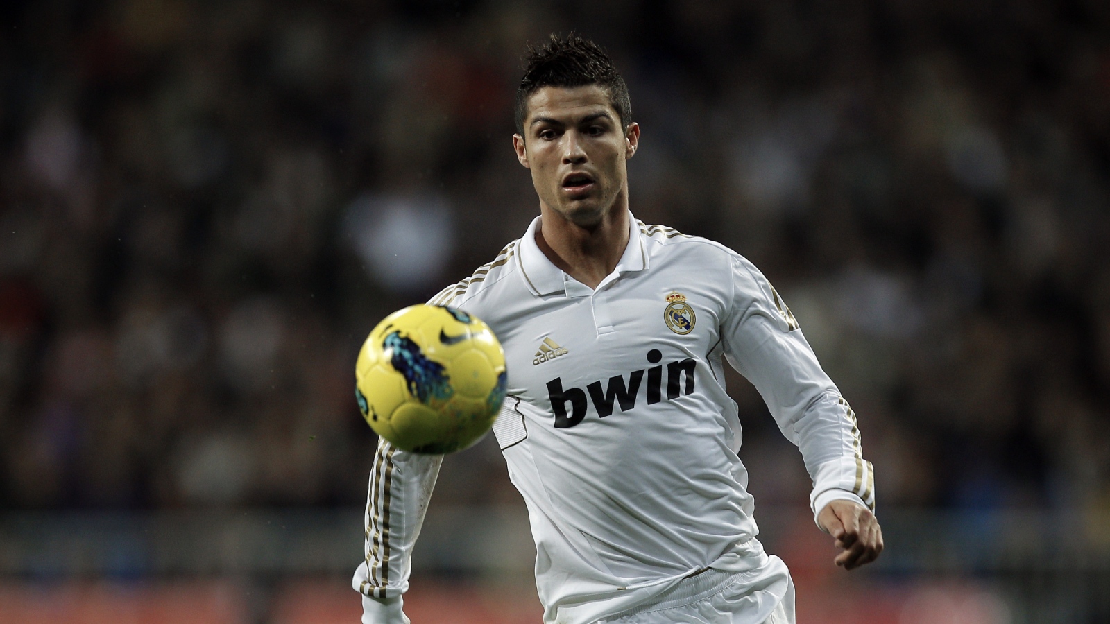La impresionante patada de arriba de Cristiano Ronaldo ayuda al Juventus