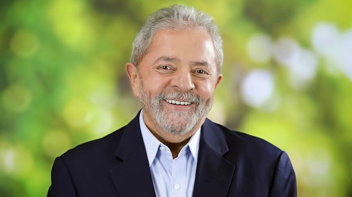 Lula não se apresenta à Polícia Federal descumprindo prazo dado por Moro