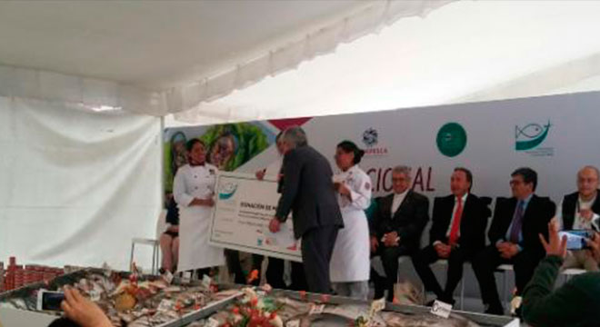 Bendicen pescados y mariscos mexicanos en la Ciudad de México