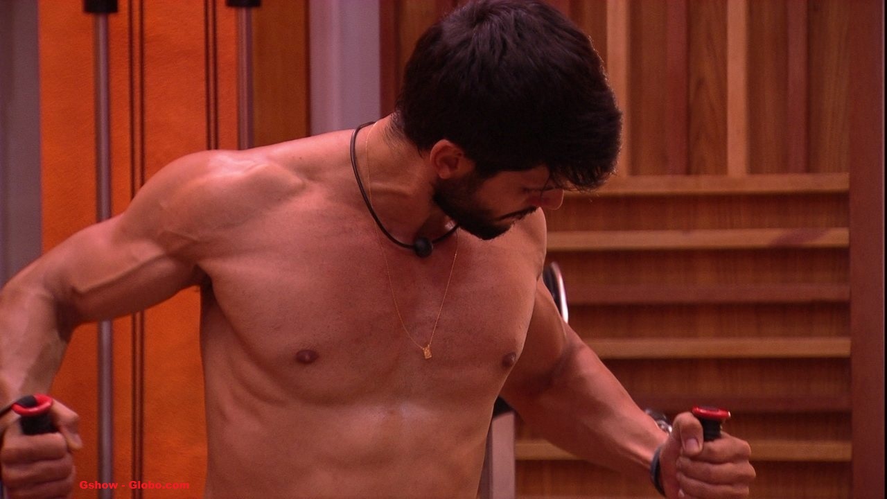 BBB18: Lucas desabafa sobre declaração de Jéssica e relação fora da casa