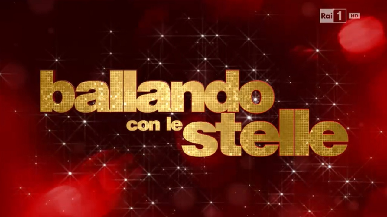 Video: Ballando con le stelle: Gabriel Garko punzecchiato da Selvaggia Lucarelli