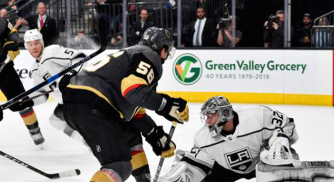 Golden Knights toma ventaja de 2-0 en serie vs LA, con gol de Haula en doble OT