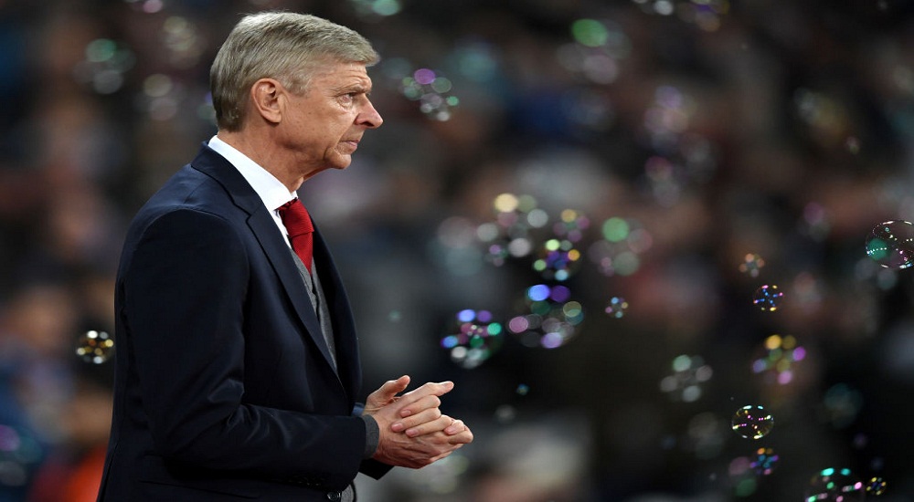 El Arsenal despide a su técnico Wenger