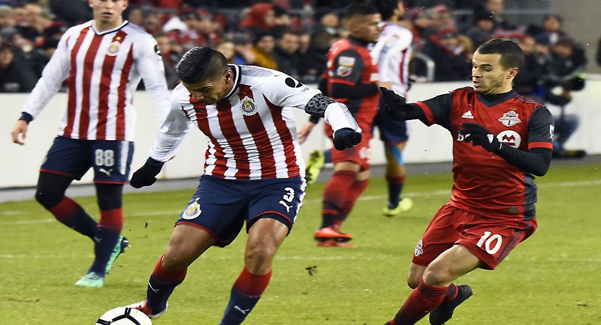 Chivas luchando por el orgullo frente a TFC en la final de la Liga de Campeones