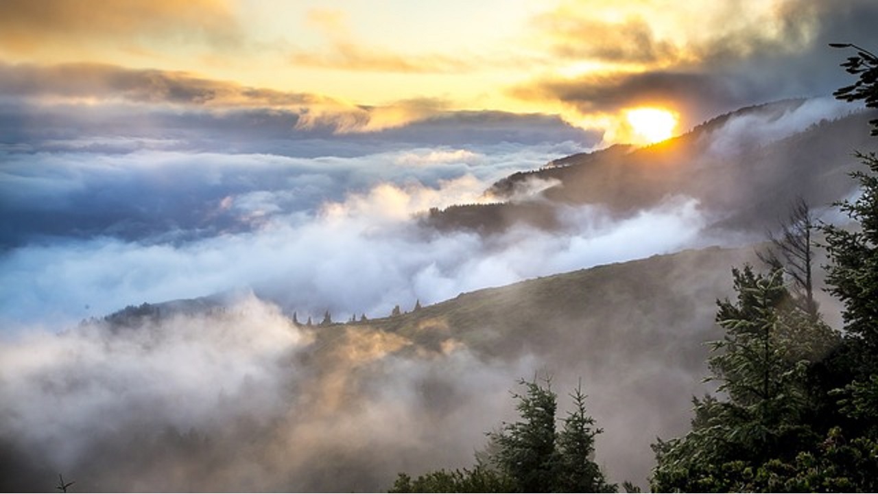 Changeable weather conditions become dangerous in California