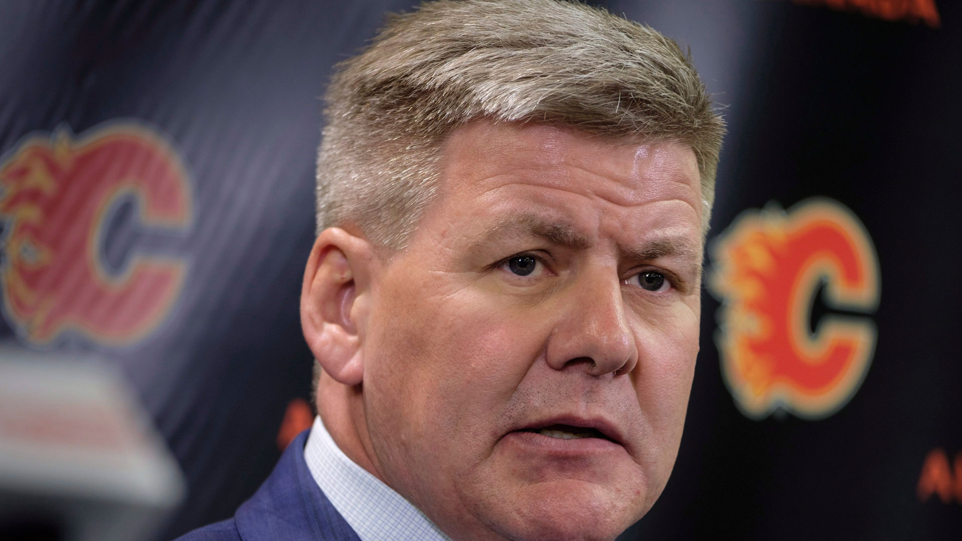 The Flames contrata a Bill Peters como nuevo entrenador