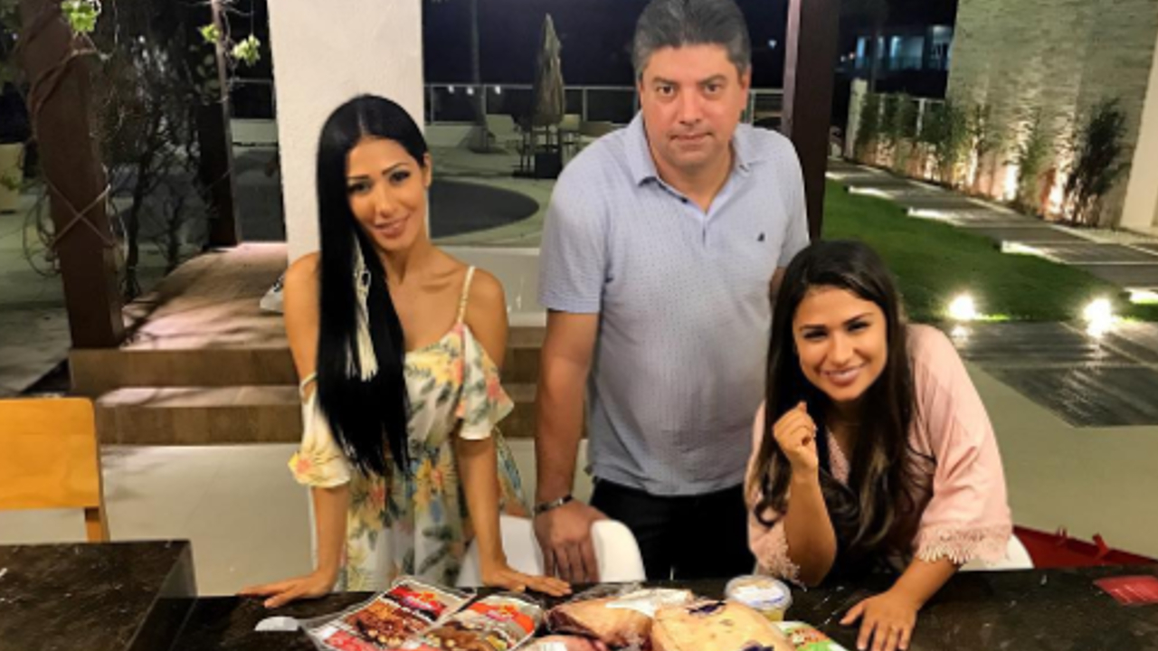 Simone fica indignada com internautas que criticaram seu filho