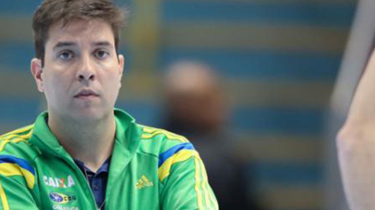 Ginastas brasileiros acusam técnico de abuso, veja o vídeo
