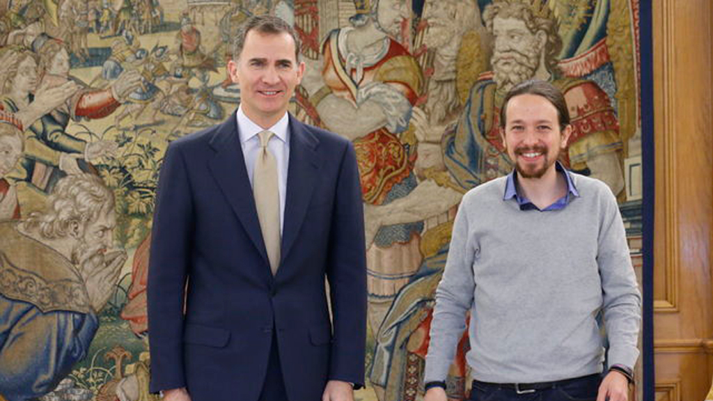 Conmoción tras los graves insultos de Pablo Iglesias a Juan Carlos I en público