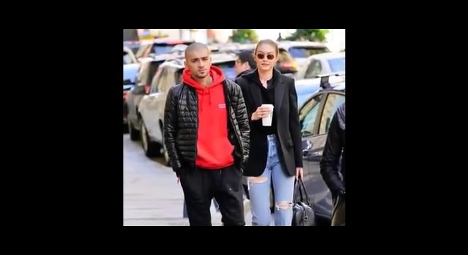 Gigi Hadid and Zyan Malik enjoy PDA in New York City