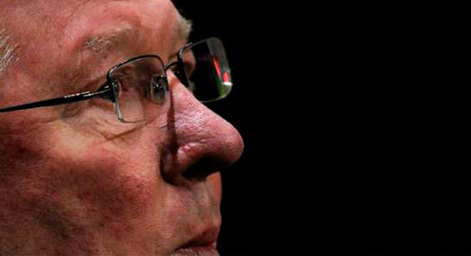 El ex técnico del Manchester United Alex Ferguson sufrió un derrame cerebral