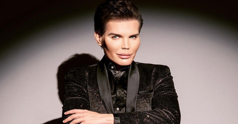 Ken Humano choca novamente os internautas