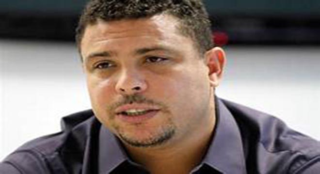 Vídeo: Em busca de reforços, Corinthians consulta astro do futebol mundial
