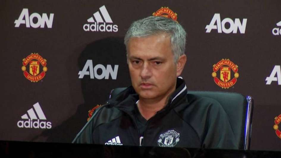 Mourinho busca revolucionar el Manchester United en verano