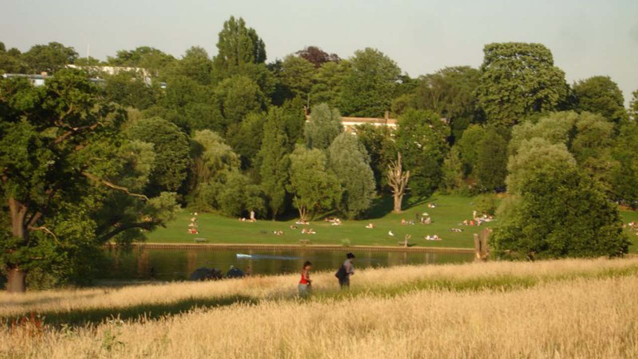 Parks and green spaces save the NHS £111 million each year