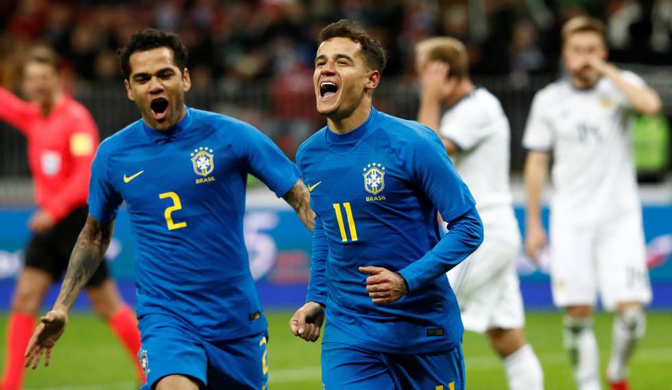 Daniel Alves está fora da Copa após sofrer lesão