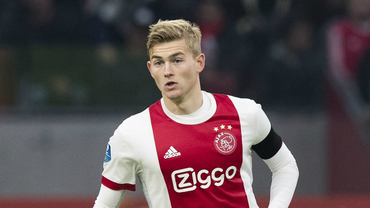 Mercato Roma, Monchi sul difensore dell’Ajax de Ligt