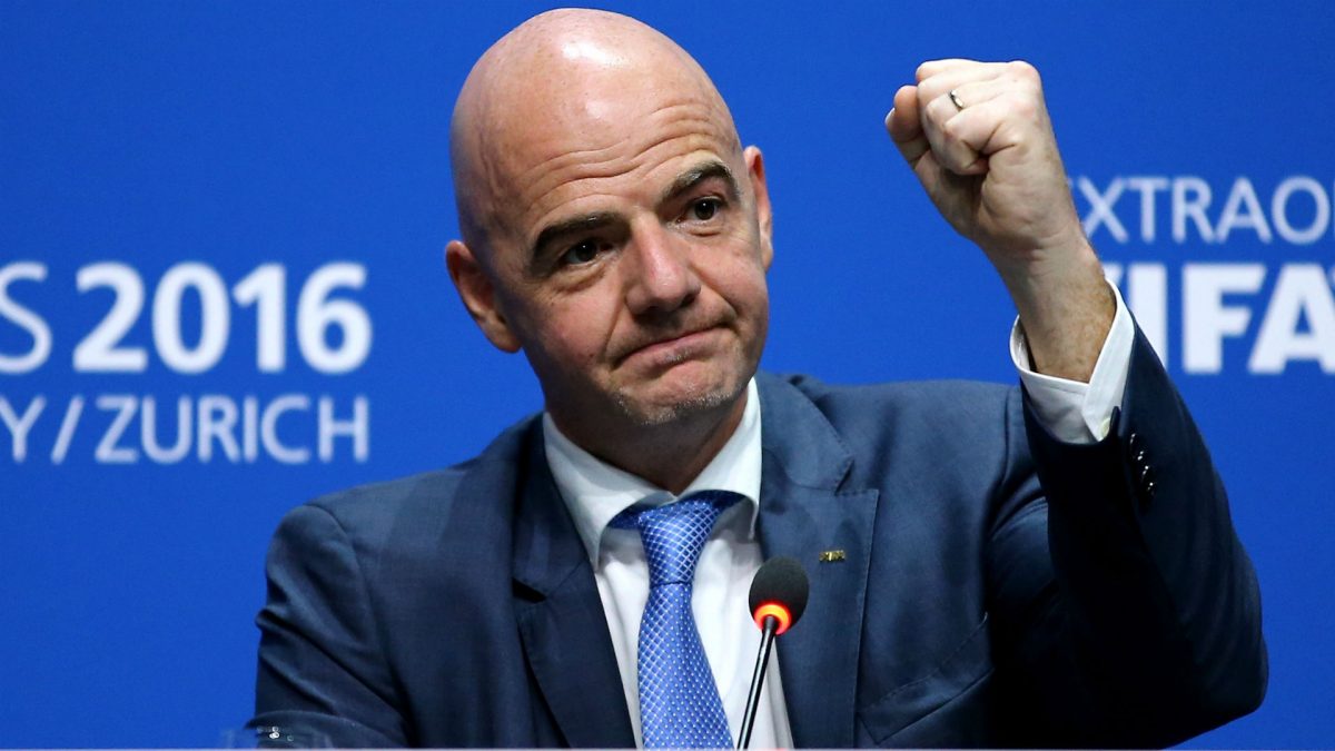 Por qué el presidente de la FIFA ha reunido a los principales clubes de Europa